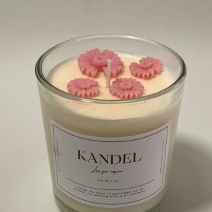 Vela "Natural con Margaritas Pequeñas"